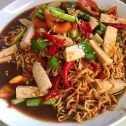 ตำมาม่าหมูยอ