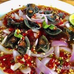 ยำไข่เยี่ยวม้า