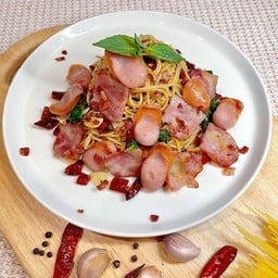 แองเจิลแฮร์เบคอนล้วนผัดพริกแห้ง (Beacon)