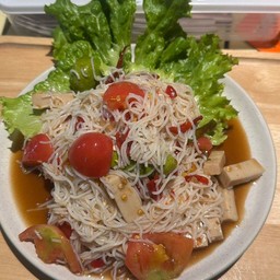 ตำขนมจีนหมูยอ