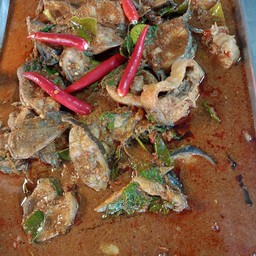 แกงเผ็ดปลาดุก