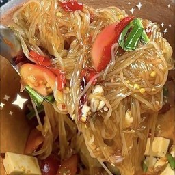 ตำเส้นเล็กหมูยอ