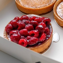 raspberry tartlet