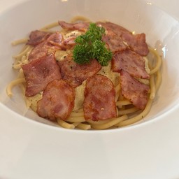 สปาเก็ตตี้คาโบนาร่า เบค่อน