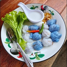 ข้าวเกรียบปากหม้อน้ำกะทิ