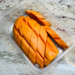 มะละกอ ฮอนแลนด์ หั่นชิ้นพร้อมทาน