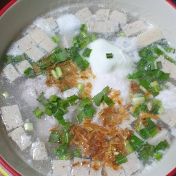 จั๊บมาม่า(ฟรีไข่)