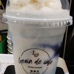 อัญชั่นนมสดปั่น