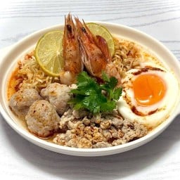 พร้อมต้ม - บะหมี่กึ่ง