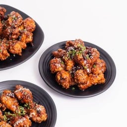 ไก่ทอด พุงชา ซอสเกาหลี 12 ชิ้น