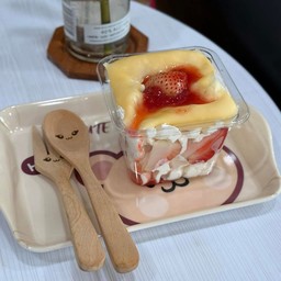 เครปเย็นสตอเบอรี่