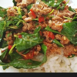 ข้าวกระเพราหมู