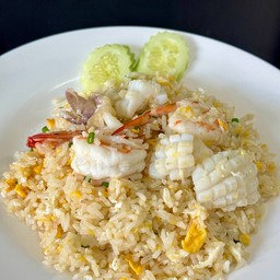 ข้าวผัดทะเล
