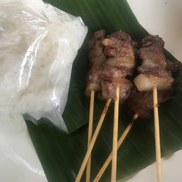 ข้าวเหนี่ยว หมูปิ้ง