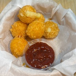 ชีสบอลทอด พร้อมซอส 6 ลูก