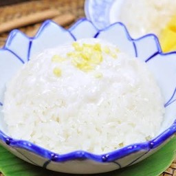 ข้าวเหนียวมูน 100 กรัม
