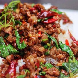 กระเพราเนื้อ