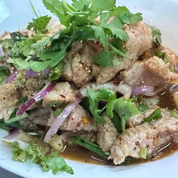 น้ำตกเนื้อย่าง