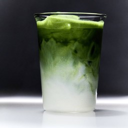 Iced matcha latte