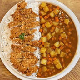 ข้าวแกงกะหรี่ไก่ทงคัตสึ