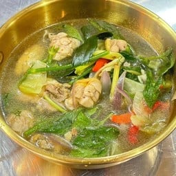 ต้มไก่ใบมะขามอ่อน
