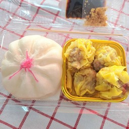 ชุดหมูแดง+ขนมจีบ