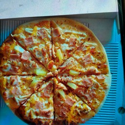 พิซซ่าถาดกลาง