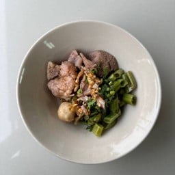 ก๋วยเตี๋ยวเรือลุงปาล์ม