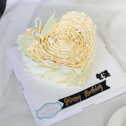 เค้กรูปหัวใจหงส์