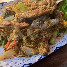 ปูผัดผงกะหรี่