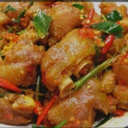 ขาหมูใต้น้ำ (คากิ)