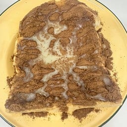 ขนมปังแผ่นปิ้ง ( ไมโลนมข้น )