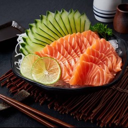 แซลมอนซาซิมิ 15 ชิ้น