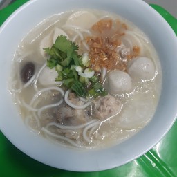 ร้านก๋วยจั๊บญวนบ้านเสือน้อย