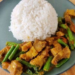 กะเพราพริกกะเหรี่ยง เล้งโหด หมูระเบิด 14 ภาสว่าง