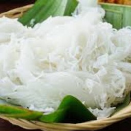 เส้นขนมจีน