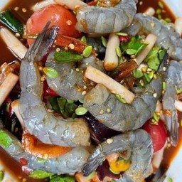 ยำากุ้งสด