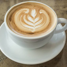 ลาเต้ร้อน