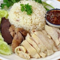 วันชัยไก่ตอน เมนูหมู-ไก่ (มีหน้าร้านนะคะ)