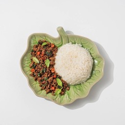 ข้าวกระเพราหมูสับโบราณ