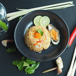 ข้าวผัด ต้มยำทะเล