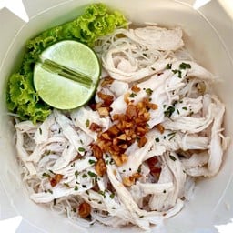 เส้นหมี่ไก่ฉีก น้ำพริกกากหมู