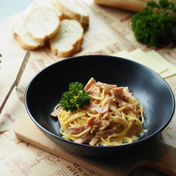 สปาเก็ตตี้คาโบนาร่าแฮม