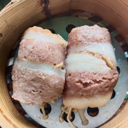 เบค่อนพันเห็ดเข็มทอง