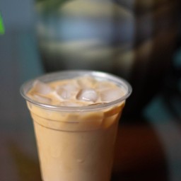 Brew a Vibe กาแฟสดและชา ราชมงคล คลอง6