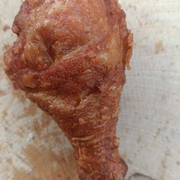 นานา ไก่ทอดหาดใหญ่ ร้านอยู่หน้าตลาดศรีเจริญ
