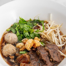 ร้านเตี๋ยวตุ่นหม้อไฟอินดี้ ปากช่อง