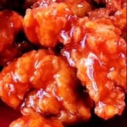 ข้าวผัดไก่กรอบราดซอสเกาหลี