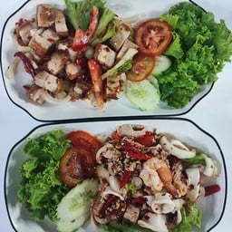 ยำรวมเหล่าทัพ รสเด็ดเผ็ดจััดจ้าน