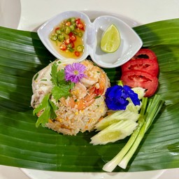 ข้าวผัดทะเล